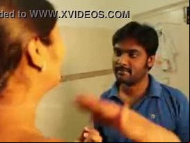 Telugu hot young girl hot romance in bathroom